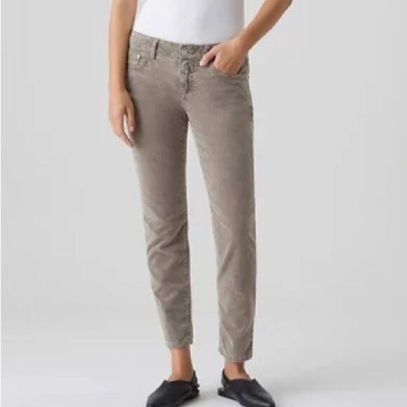 Closed Mid Rise Slim Velvet Jean in Mid Gray. Size 23. - Picture 1 of 12